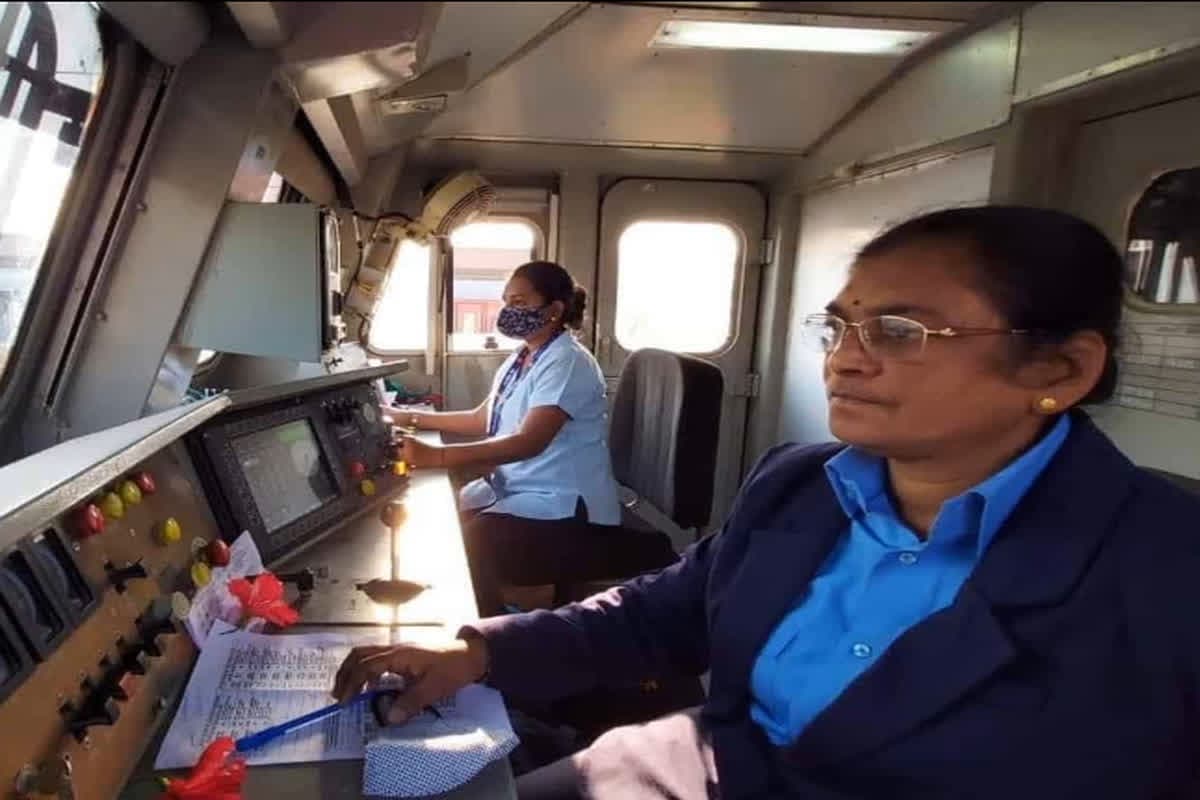 Women’s Day Railway Gift: वाह क्या बात… महिला दिवस पर रेलवे ने किया बड़ा ऐलान, महिलाएं संभालेंगी इस पूरी विशेष ट्रेन की कमान