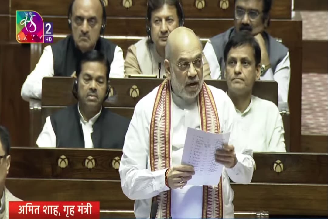 Amit Shah in Rajya Sabha: ‘जो करना है, हमें ही करना है, 15-20 साल तक किसी का’..! राज्यसभा में अमित शाह ने दिया बड़ा बयान, विपक्ष पर कसा तंज