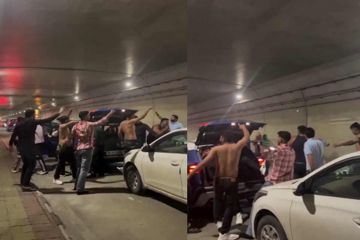 Atal Tunnel Video Viral: लोगों ने अटल टनल को बना दिया क्लब! शर्ट उतारकर थिरकते नजर आए लोग, सोशल मीडिया पर वारयल हो रहा वीडियो
