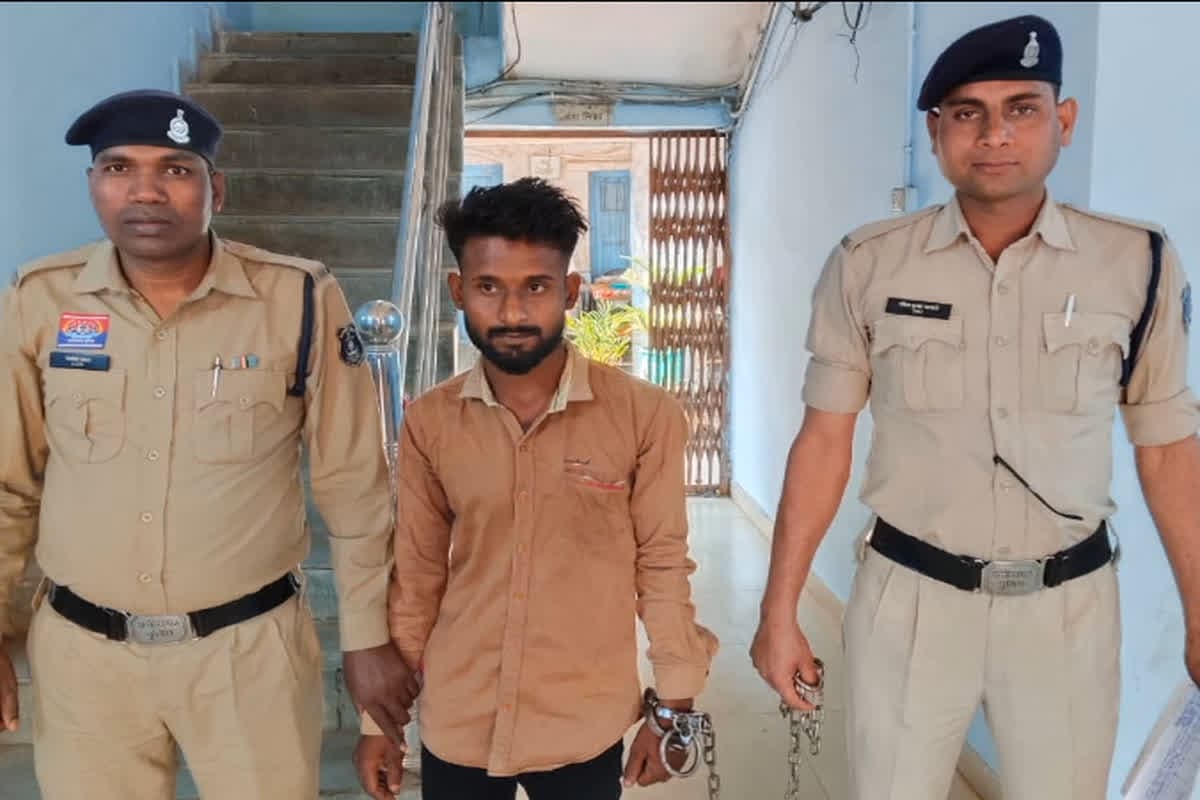 Woman Raped In Arang: कलयुग का ‘लंकेश’… हाथ-पैर बांधकर महिला से की दरिंदगी, अश्लील वीडियो बनाकर लूट लिया लाखों रुपया