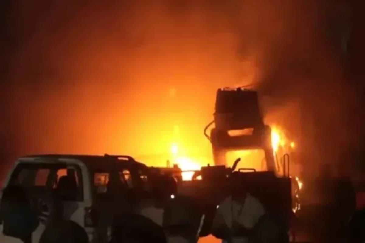 Nagpur Violence : नागपुर में हिंसा के बाद पुलिस की सख्ती, इन इलाकों में लगाया गया कर्फ्यू, अब तक इतने लोग गिरफ्तार