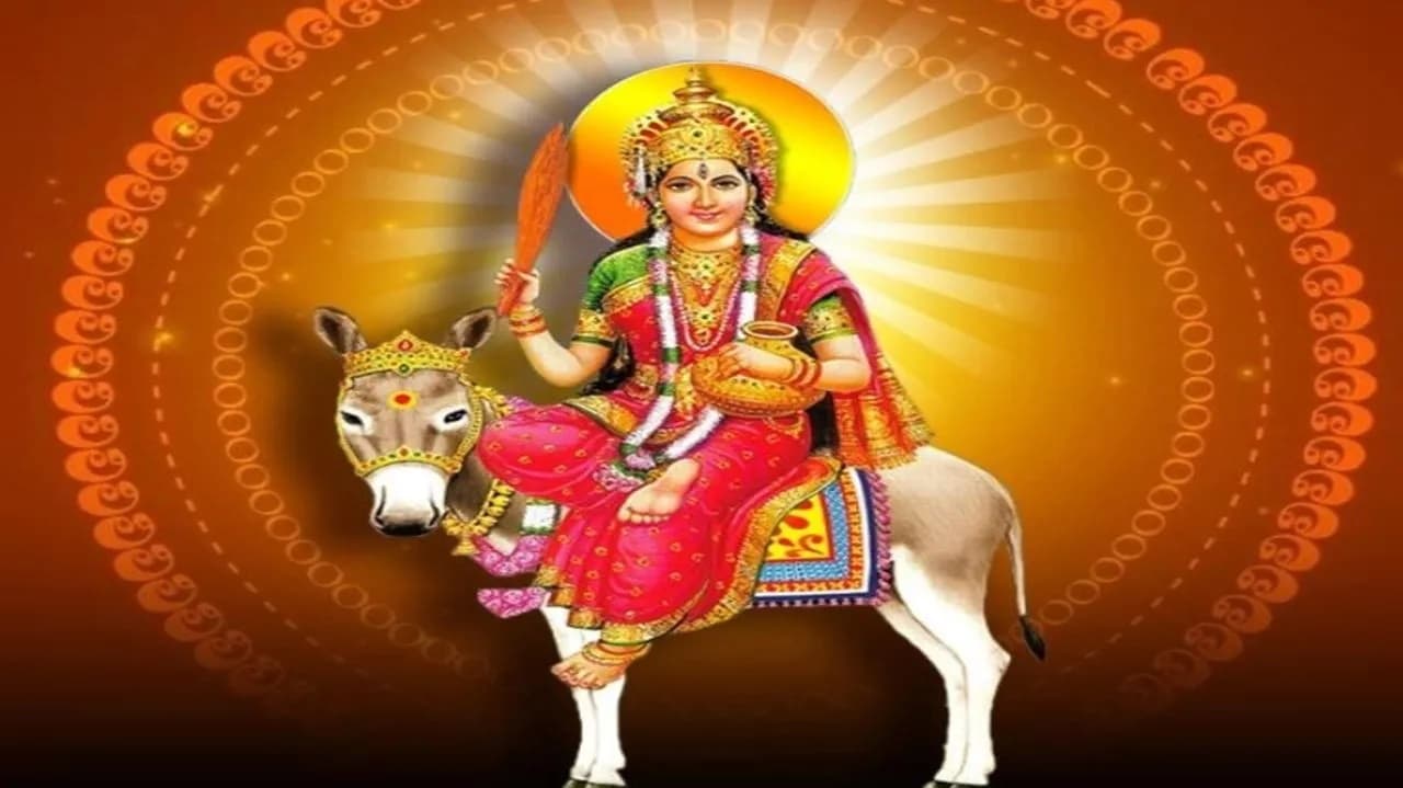 Sheetala Ashtami 2025: शीतलाष्टमी पर इस विधि से करें माता शीतला की पूजा, जानें शुभ मुहूर्त, महत्व और पूजा करने का तरीका