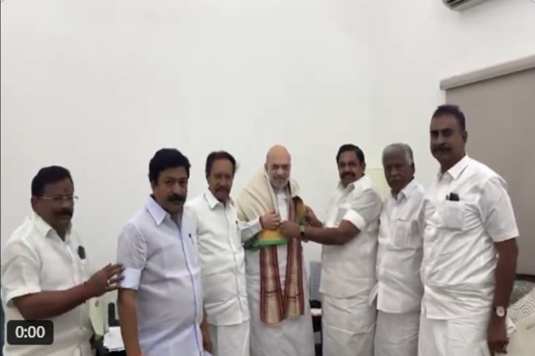 BJP-AIADMK Alliance: तमिलनाडु में मजबूत होगी भाजपा! BJP-AIADMK में गठबंधन की चर्चा तेज, अमित शाह से मिला ये दिग्गज नेता