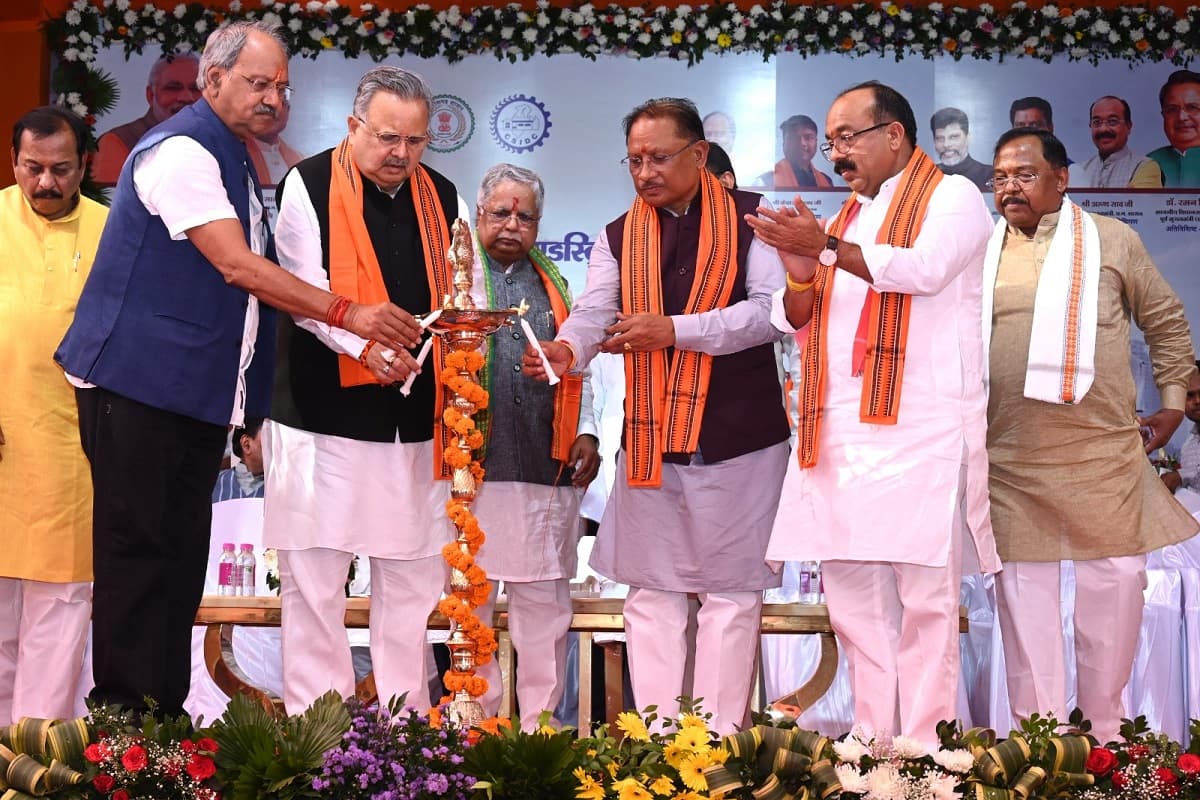 CG News: छत्तीसगढ़ के इन 4 जगहों पर होगी स्मार्ट औद्योगिक पार्क की स्थापना, सीएम साय ने किया ऐलान