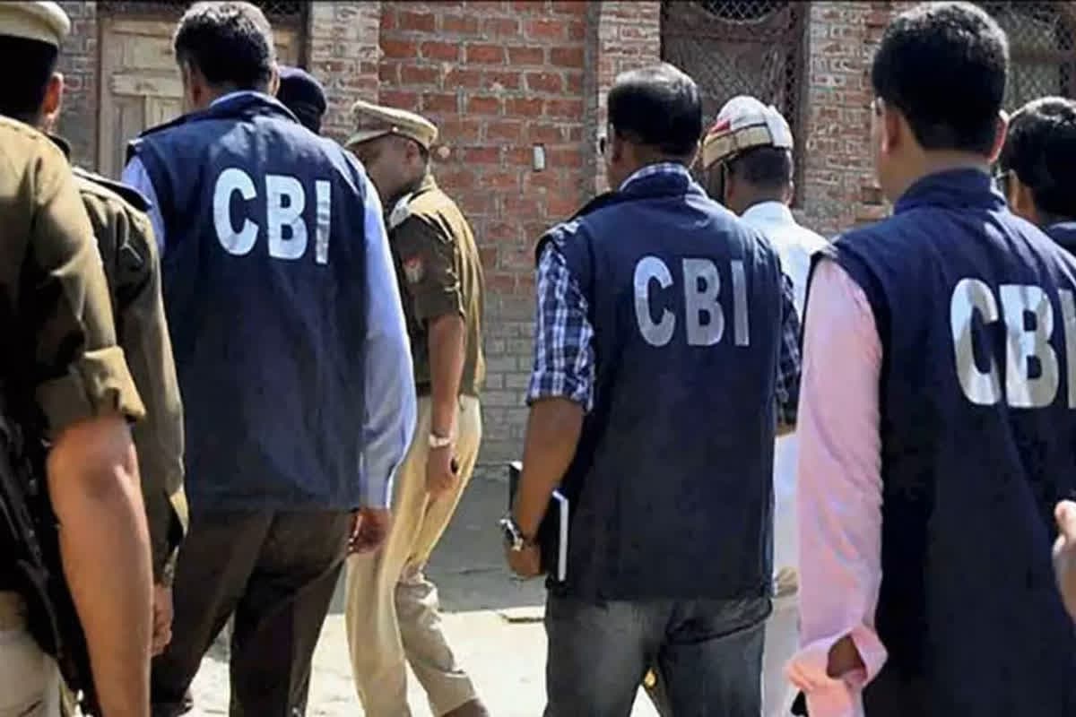 Neemuch Fake Encounter Case: नीमच में फर्जी एनकाउंटर मामला, सीबीआई ने झांसी रोड थाना पुलिस की तलाश शुरू की, टीआई मंगल सिंह छुट्टी लेकर हुए गायब, जानें पूरा मामला