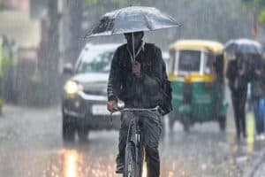 MP Weather Update: प्रदेश में चिलचिलाती गर्मी से मिलेगी राहत.. इन जिलों में होगी बारिश, मौसम विभाग ने जारी किया अपडेट