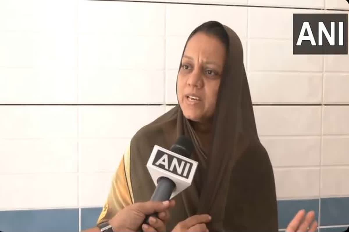 Pahalgam Terror Attack Victims: ‘मेरे पति का सिर मेरी गोद में था और मैं कुछ नहीं कर सकी..’ शैलेश कलथिया की पत्नी ने सुनाई भयावह मंजर की कहानी