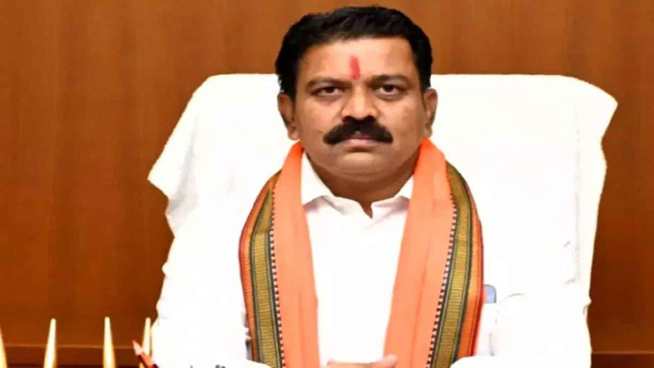 Vijay Sharma Statement: ‘सफल होकर रहेगा 2026 का संकल्प’… कुख्यात नक्सली कुंजम हिड़मा के गिरफ्तार होने पर डिप्टी सीएम ने कही ये बड़ी बातें