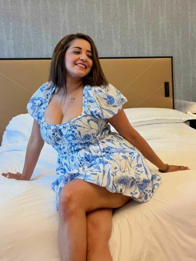 Monalisa Hot Pic: फ्लोरल मिनी ड्रेस में एक्ट्रेस ने शेयर की बोल्ड तस्वीरें, फैंस ने कहा- ‘हॉटनेस ओवरलोडेड’