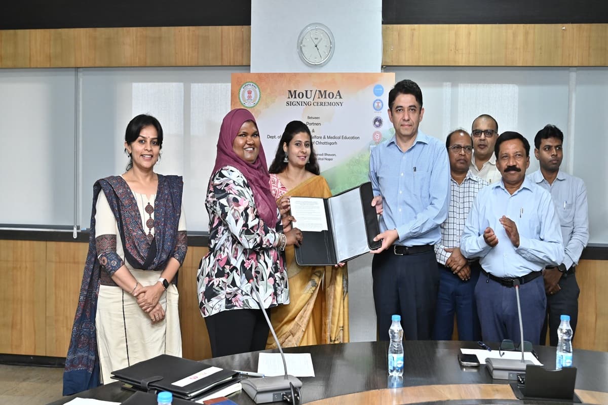 CG News: छत्तीसगढ़ में स्वास्थ्य सेवाओं को बेहतर बनाने की पहल, पांच संस्थाओं के साथ हुआ MoU