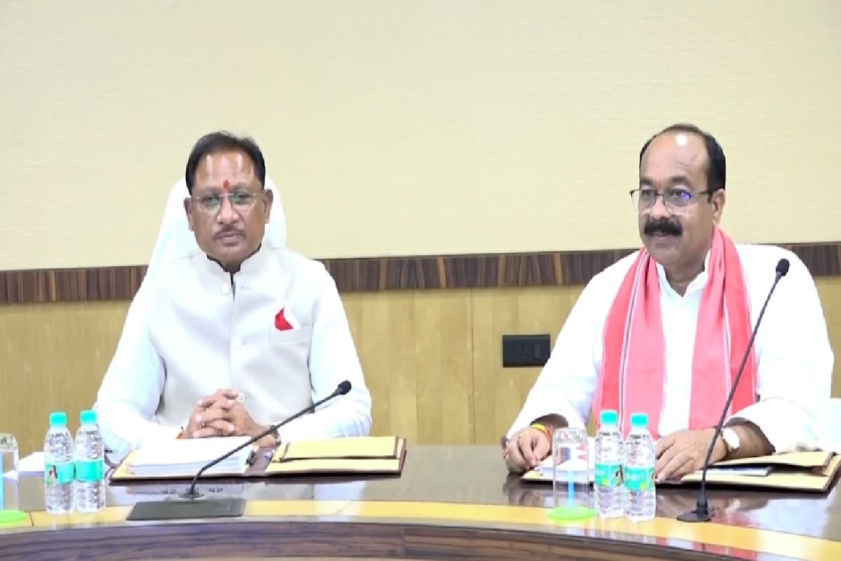 Sai Cabinet Ke Faisle: साय कैबिनेट की अहम बैठक हुई संपन्न, कई बड़े मुद्दों पर चर्चा के बाद लगी मुहर, आप भी जानें सरकार के फैसले