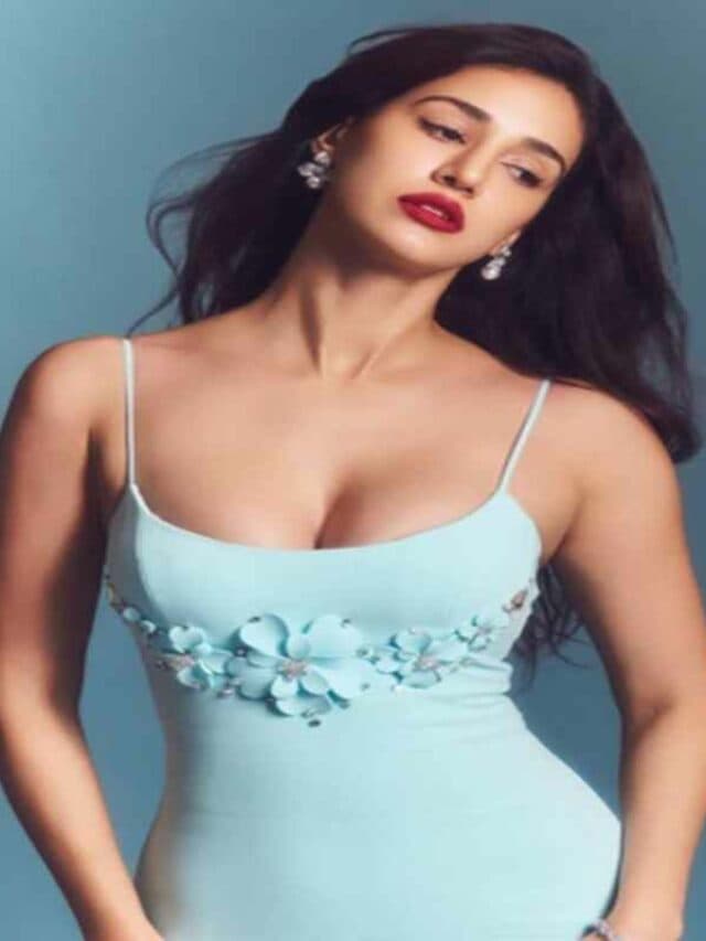 Disha Patani Hot Pic: बॉडी फिटिंग ड्रेस में एक्ट्रेस ने दिखाया हॉट अवतार, देखें खूबसूरत तस्वीरें