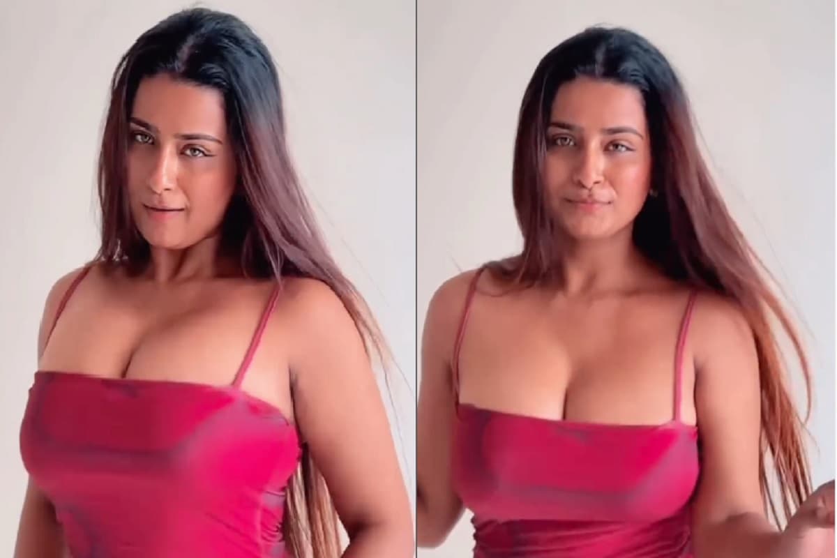 Hot Sexy Video: डीपनेक कपड़े में देसी भाभी ने दिखाए नखरे, देखकर मचल उठा युवाओं को दिल, अब वीडियो हुआ वायरल