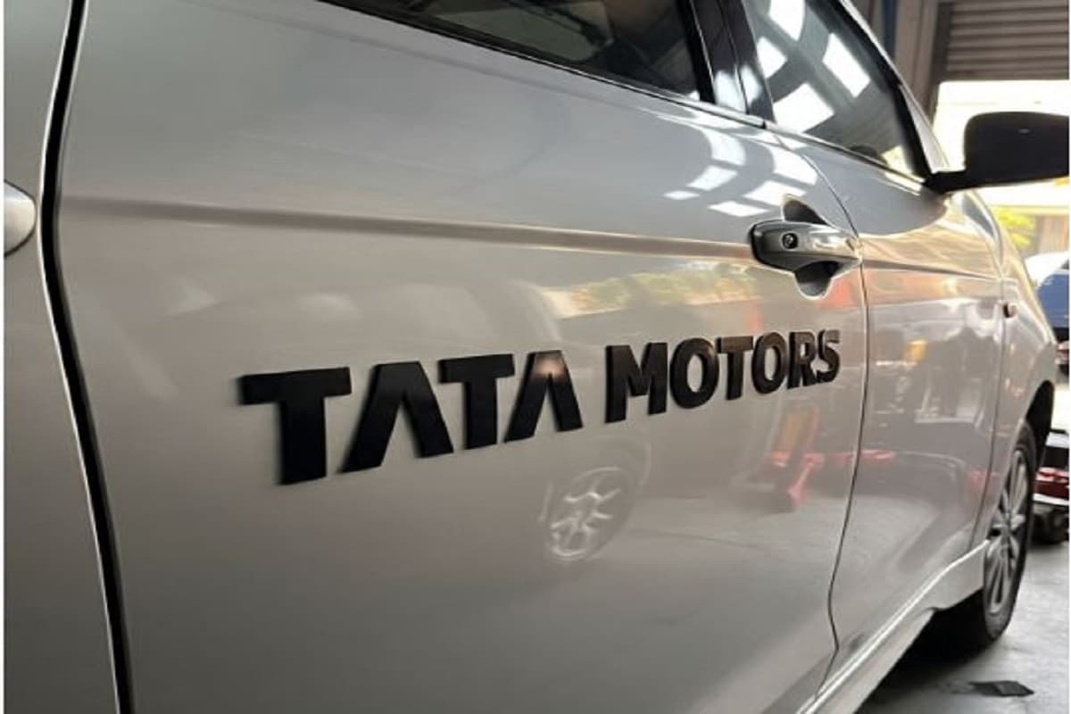 Tata Motors Share Price: होल्ड करो, एक भी शेयर मत बेचना! ये बड़ी खबर के बाद बन सकता है अगला मल्टीबैगर स्टॉक…