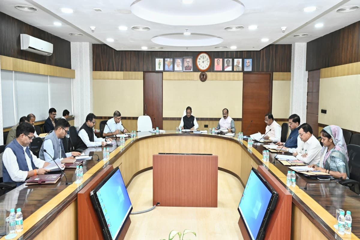 Sai Cabinet Ke Faisle : साय कैबिनेट की बैठक में कई अहम फैसलों पर लगी मुहर, देखें आज लिए गए निर्णयों की पूरी जानकारी