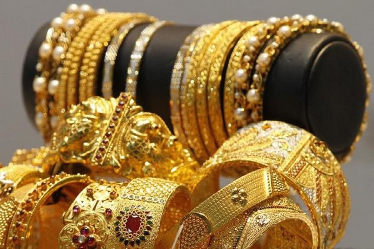 Gold Silver Price Today: चांदी ने तोड़े सारे रिकॉर्ड, सोना भी हुआ महंगा, आज के रेट जानकर रह जाएंगे दंग!