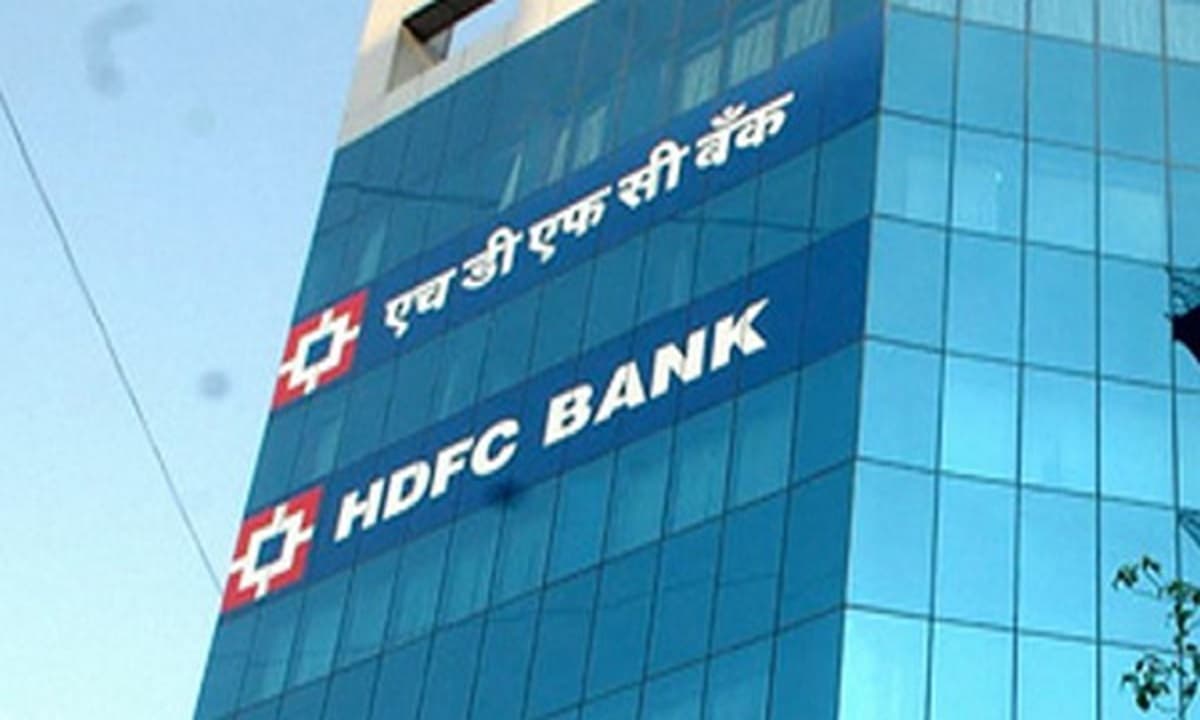 HDFC Bank Share Price: HDFC बैंक स्टॉक 1 फीसदी टूटा, फिर भी दीर्घकालिक निवेश के लिए क्यों है मजबूत दावेदार?…