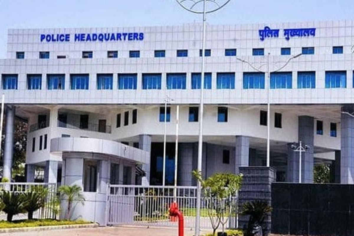 Police TI Transfer: राजधानी के इन चार थानों के टीआई लाइन अटैच, DGP ने दागदार पुलिसकर्मियों को थाने से हटाने के दिये थे निर्देश