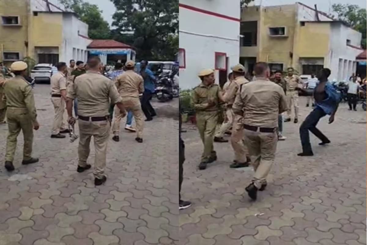 Viral Video: पुलिस वालों से भिड़ा अफ़्रीकी युवक, कूद-कूदकर बरसाए मुक्के, वायरल हो रहा वीडियो