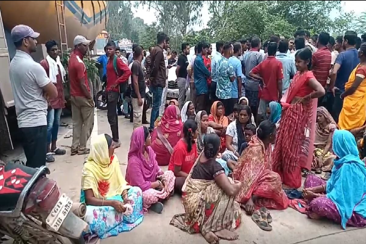 Pathalgaon Road Accident News: तेज रफ़्तार ट्रक ने बाइक सवारों को मारी टक्कर, दो युवकों की मौत