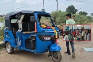 Hatta Accident News: छात्रों से भरी ऑटो सड़क पर पलटी, एक की अस्पताल में मौत, घायल छात्राओं की इलाज जारी