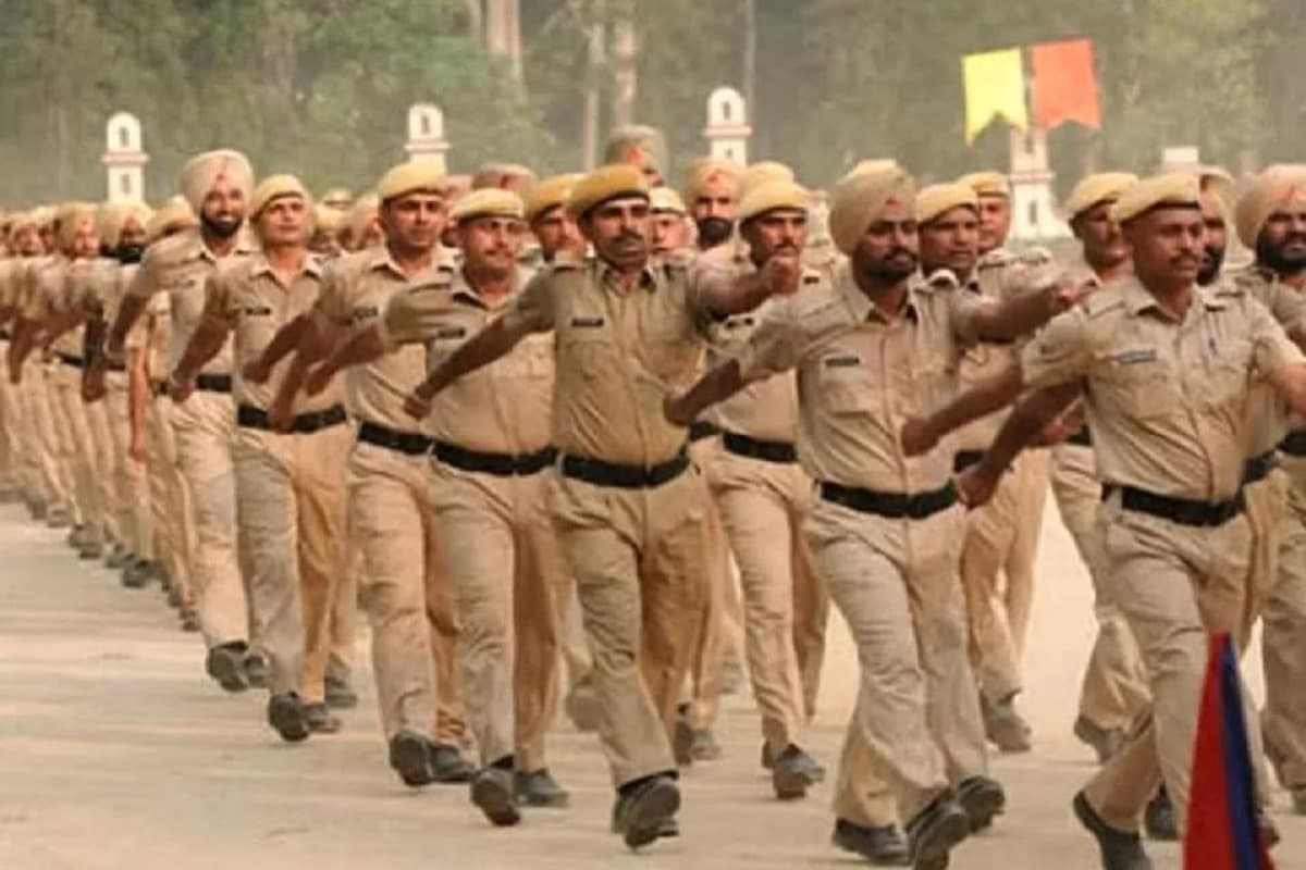 Delhi Police Bharti 2025: 12वीं पास के लिए सरकारी नौकरी का मौका, दिल्ली पुलिस में हेड कॉन्स्टेबल भर्ती शुरू, अभी करें अप्लाई