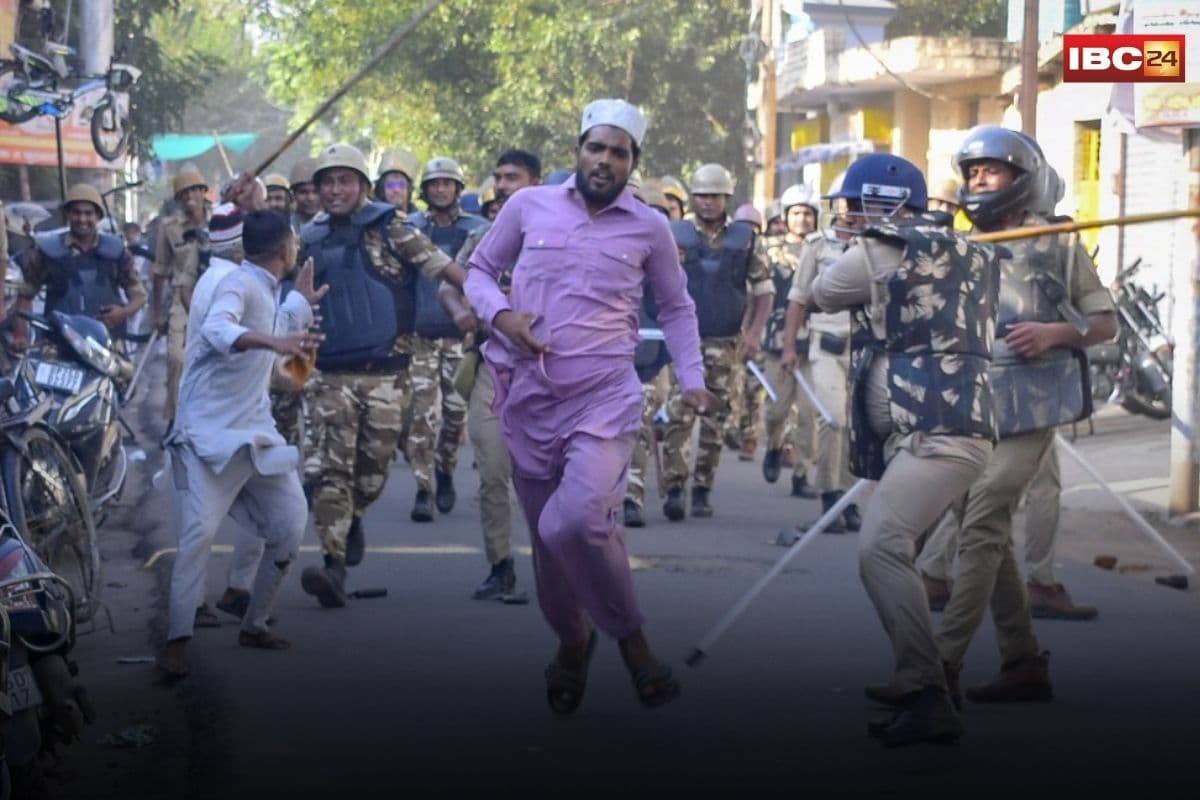Uttarpradesh News: यूपी सरकार का फेमस बुल्डोजर एक्शन फिर देखने को मिला, “I Love Muhammad” माामले में बड़ी कार्रवाई…
