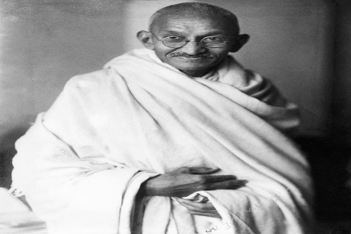 Gandhi Jayanti 2025: बापू से जुड़ी 12 अद्भुत घटनाएं.. आप भी नहीं होंगे वाकिफ, जन्म जयंती पर जानें यह अनकही बातें