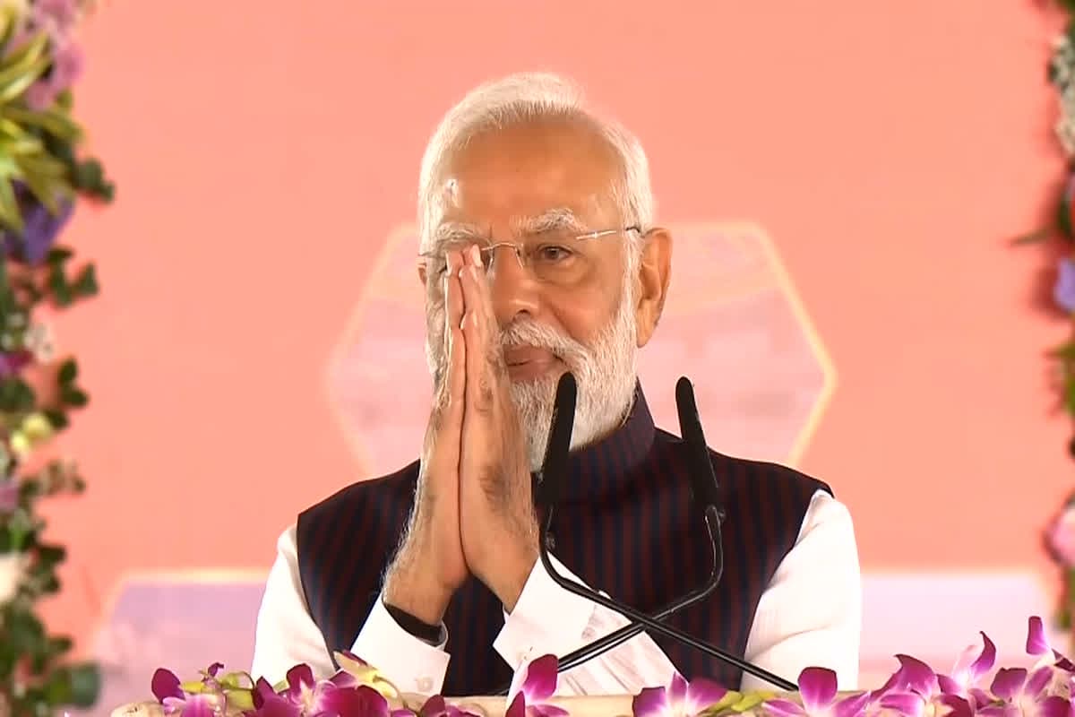 PM Modi in CG Rajyotsav 2025: ‘मेरी जिंदगी को गढ़ने में छत्तीसगढ़ का अहम योगदान’, विधानसभा भवन का उद्घाटन पर बोले पीएम मोदी, कहा- कार्यकर्ता के रूप में यहां बिताया लंबा समय