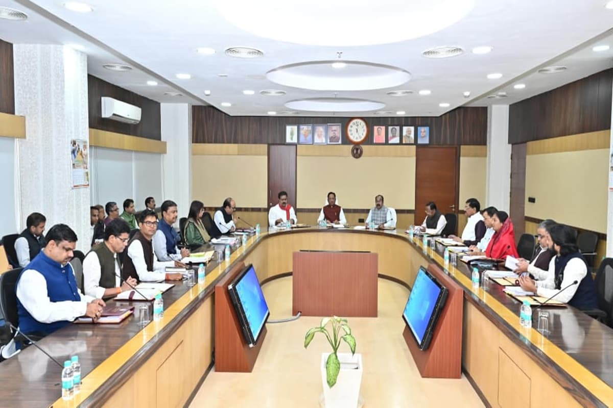Sai Cabinet ke Faisle: साय कैबिनेट के 5 बड़े फैसले, EWS एवं LIG भवनों, फ्लैटों को बेचने के लिए कैबिनेट ने लिया बड़ा फैसला
