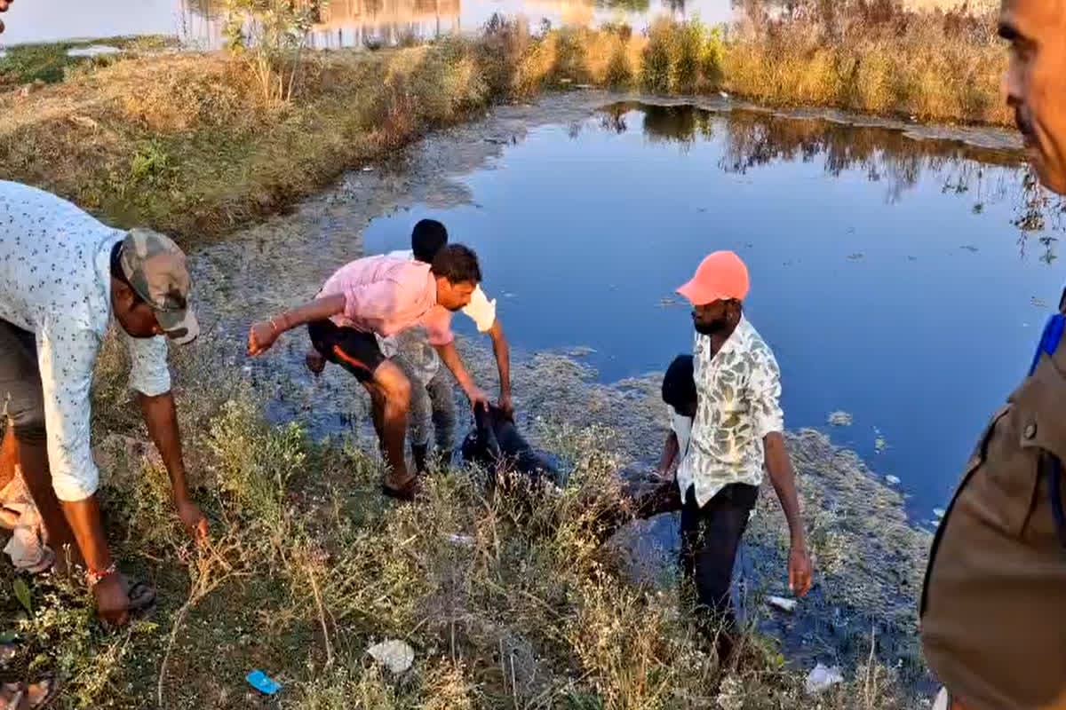 Balaghat Crime News: दोस्ती में दगा… पत्नी से प्रेम संबंध और खौफनाक साजिश, एक झटके में उजड़ गए दो परिवार, मामला जानकर चकरा जाएगा आपका भी माथा