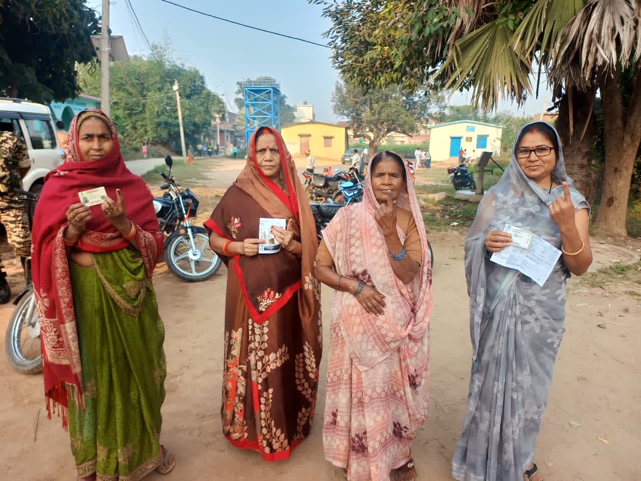 Bihar Vidhansabha Chunav: मधुबनी से लेकर पूर्णिया तक… बिहार चुनाव का दूसरा चरण शुरू, सुबह 9 बजे तक इतना फीसदी हुआ मतदान, पढ़ें पूरी खबर…