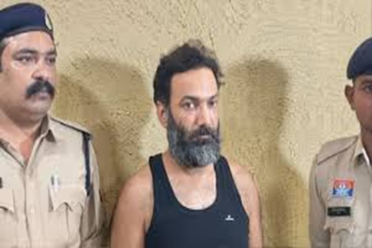 Virendra Tomar Update News: कुख्यात सूदखोर वीरेंद्र तोमर को इतने दिन की पुलिस रिमांड, पूछताछ में हो सकते हैं बड़े खुलासे