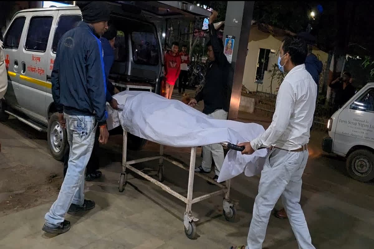 Chakubaji In Durg: फिर एक हत्या से दहल उठा शहर, शंकर नगर में चाकुओं से गोदकर युवक की हत्या, वजह कर देगी आपको हैरान
