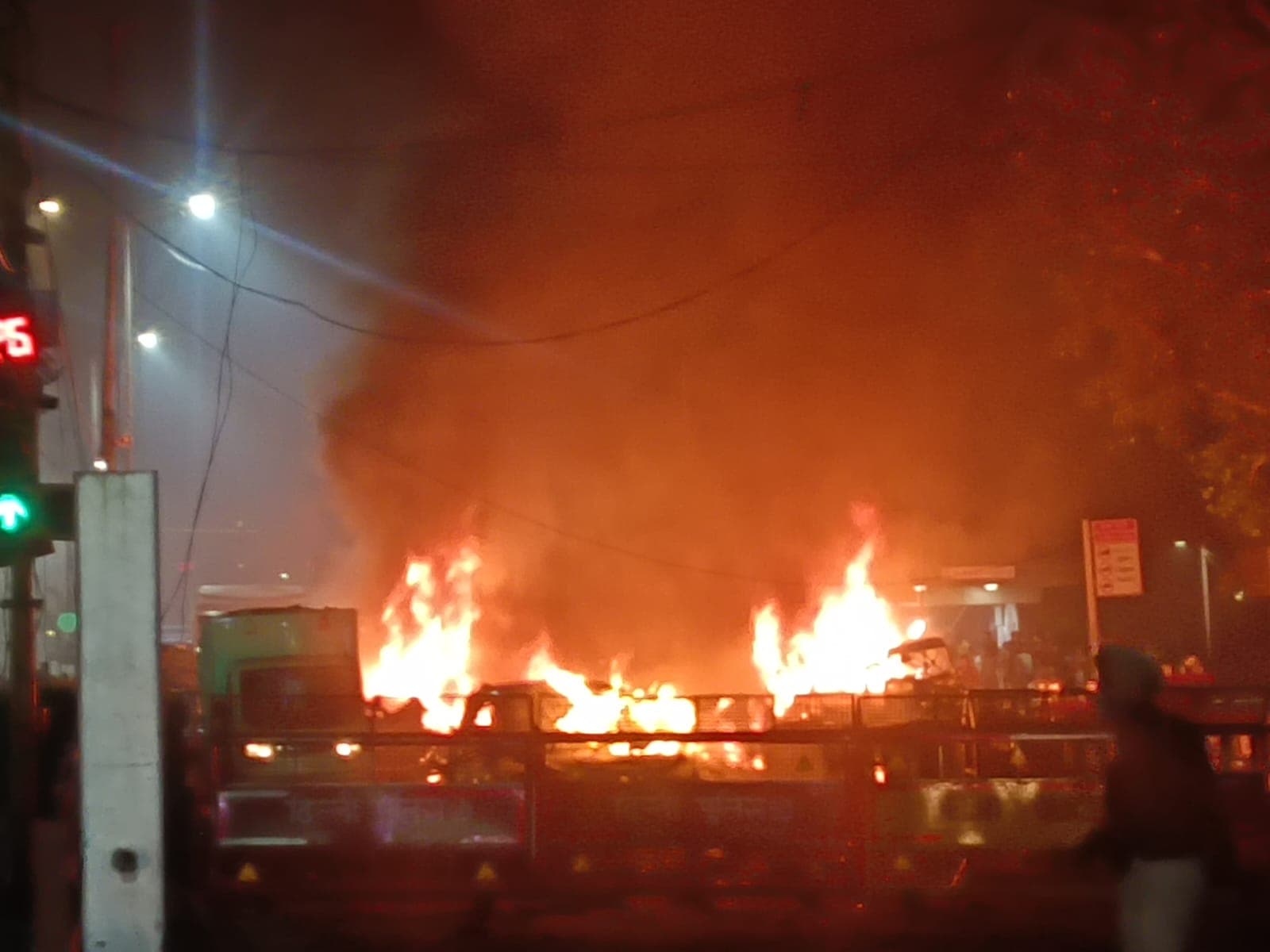 Delhi Blast News: बाल—बाल बचे अशोक रंधावा, दो मिनट पहले ही निकल गए थे बम धमाके वाली जगह से, सुनिए उनकी जुबानी ब्लास्ट की कहानी