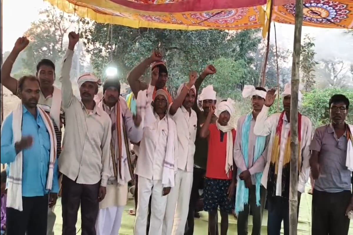 Conversion in Chhattisgarh: सर्व समाज की इस मुहिम का असर, एक साथ इतने लोगों ने फिर अपनाया हिंदू धर्म, जानिए क्यों किया था धर्म परिवर्तन