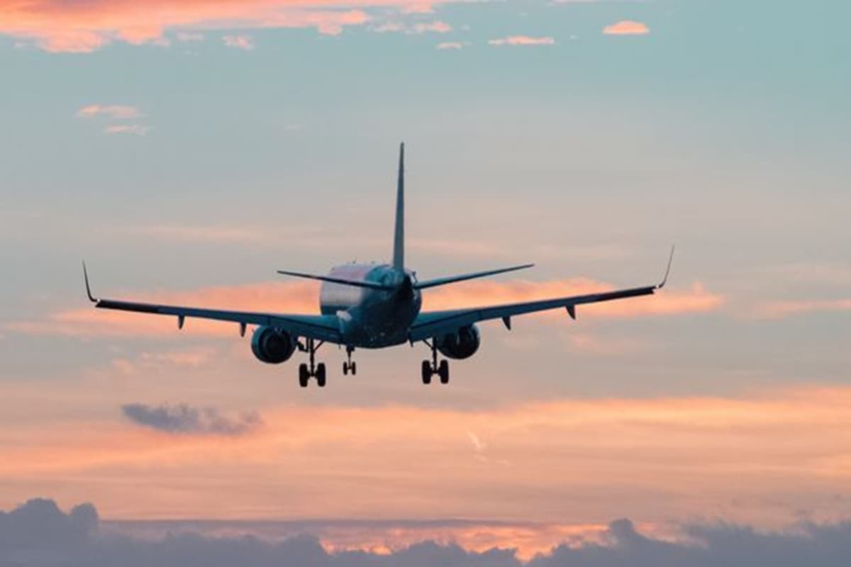 Cheap Air Travel: भारत में अब सस्ता हो जाएगा हवाई सफर! नए वर्ष पर शुरू हो सकते हैं 3 नए एयरलाइंस, मोदी सरकार ने दी मंजूरी