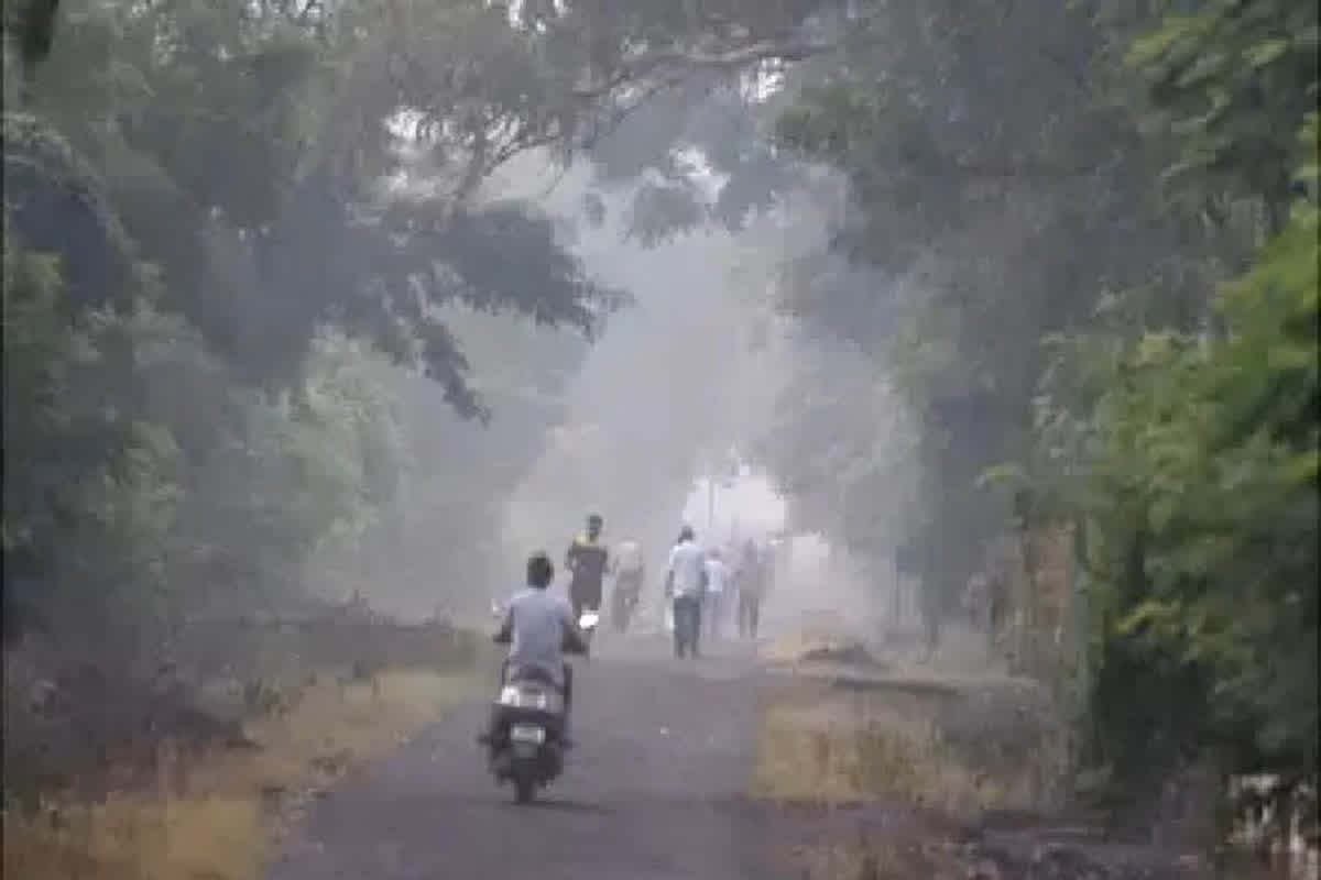 CG Weather Update Today: ठंड में आएगी कमी, तापमान में होने जा रही बढ़ोतरी, जानें किस दिन से पड़ेगी भीषण गर्मी