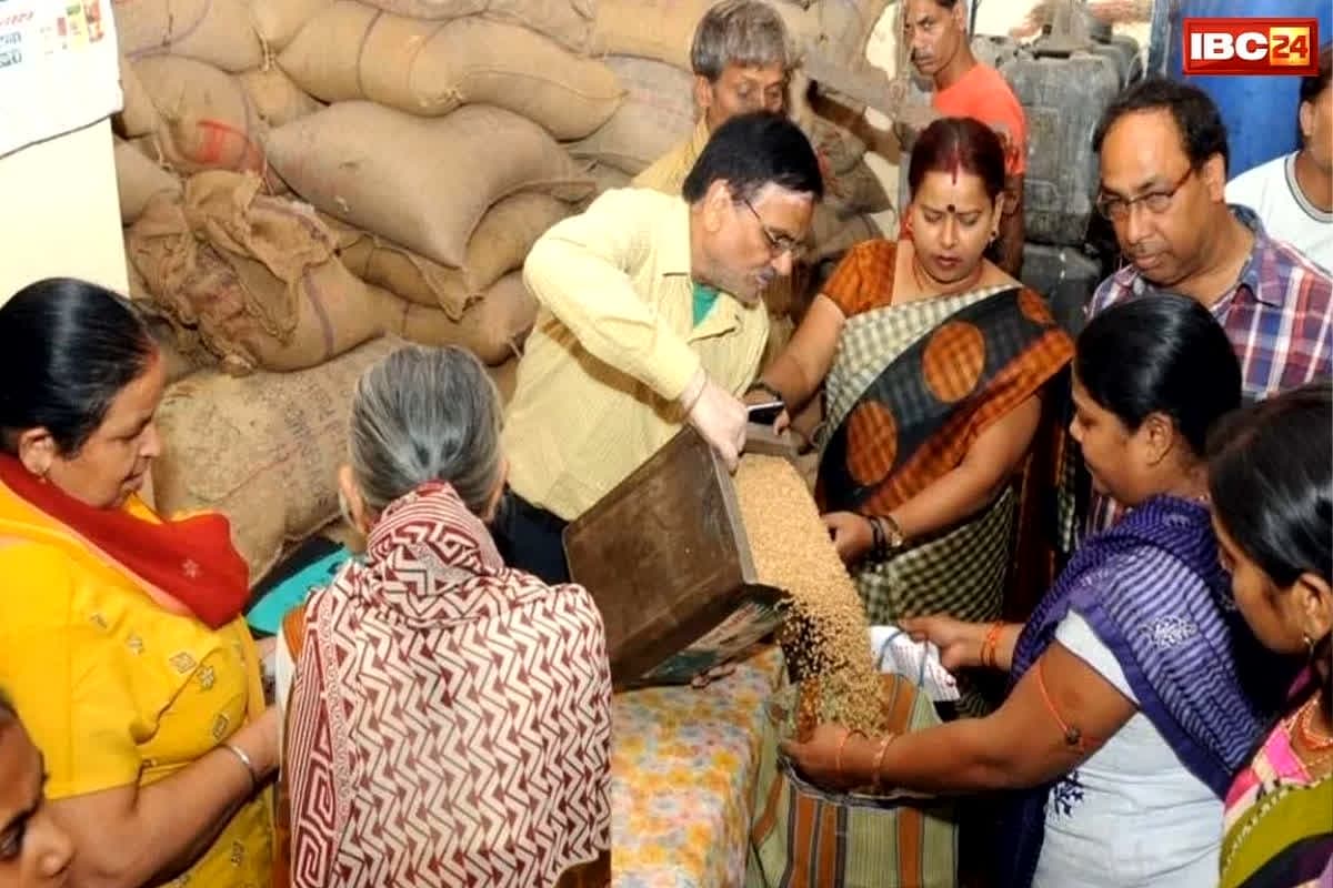 Bhilai Ration Shop : इस छत्तीसगढ़ी फिल्म कलाकार की सरकारी दुकान में बड़ा झोल! चेकिंग के दौरान उड़े होश, गायब मिले इतने क्विंटल चावल