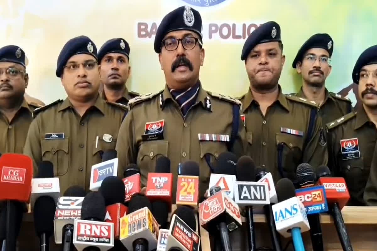 CG Security Forces: 23 जवानों की शहादत, बदले में 256 नक्सलियों की मिली मौत, साल 2025 में सुरक्षा बलों ने कैसे तोड़ी नक्सलवाद की कमर, जानें यहां