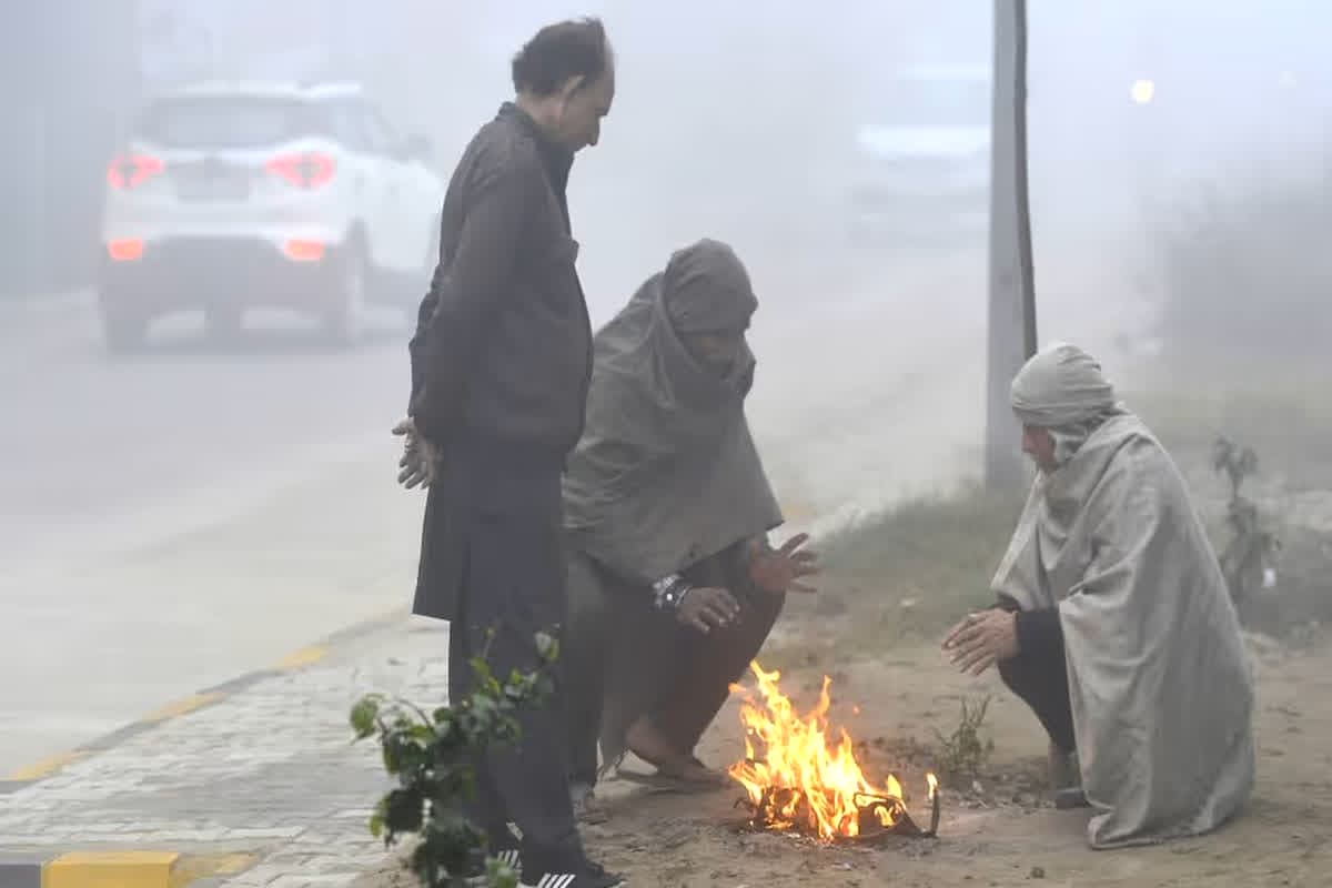 CG Weather Update Today: प्रदेश में और बढ़ेगी ठिठुरन, तापमान में आएगी बड़ी गिरावट, जानें कैसा रहेगा मौसम