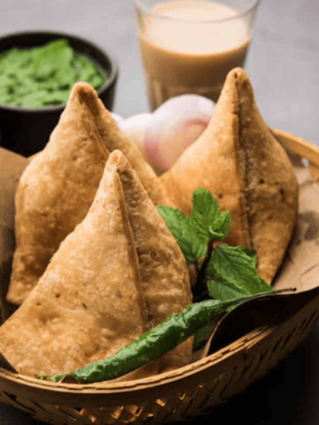Global Indian food : दुनिया भर में बजता है समोसे का डंका! इन 5 देशों में भी लोग इसके दीवाने हैं