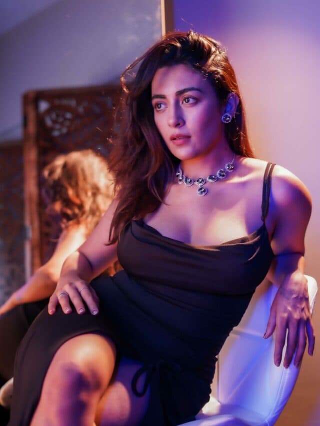 Jinal Joshi hot photo: जिनल जोशी ने फिर पार की बोल्डनेस की हद, शेयर की एक से बढ़कर एक तस्वीरें, देखें यहां
