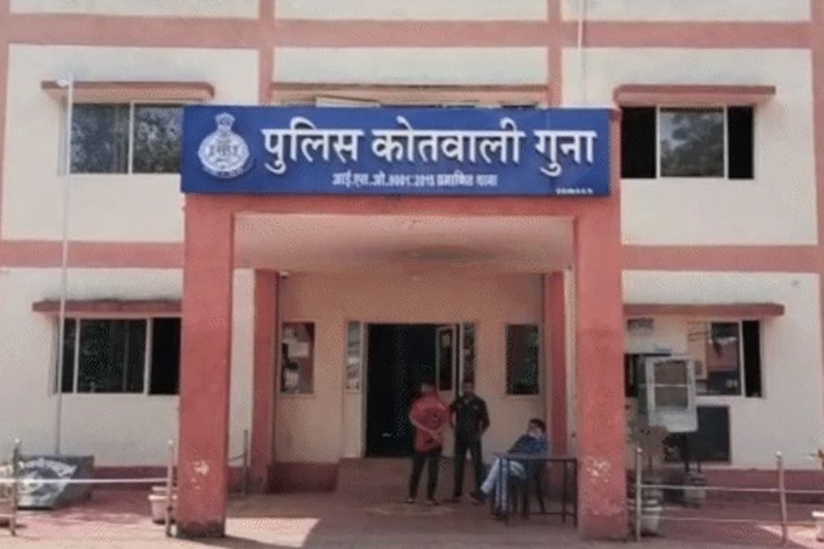 Police station in-charge suspended: हाईकोर्ट के फैसले के खिलाफ जाना पड़ा भारी, सस्पेंड किए गए कोतवाली थाना प्रभारी