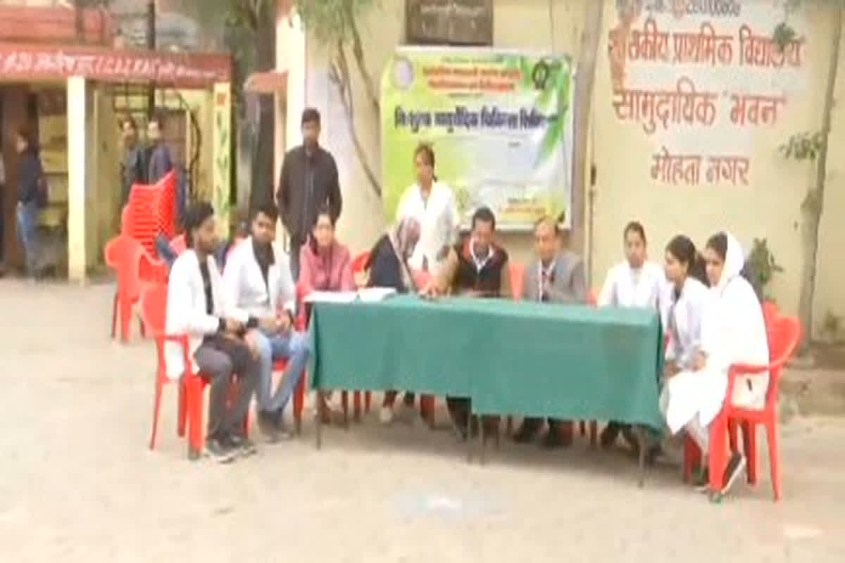 Indore Water Tragedy: ICMR और AIIMS के विशेषज्ञों की टीम पहुंची भागीरथपुरा, शुरू किया मरीजों का सर्वे