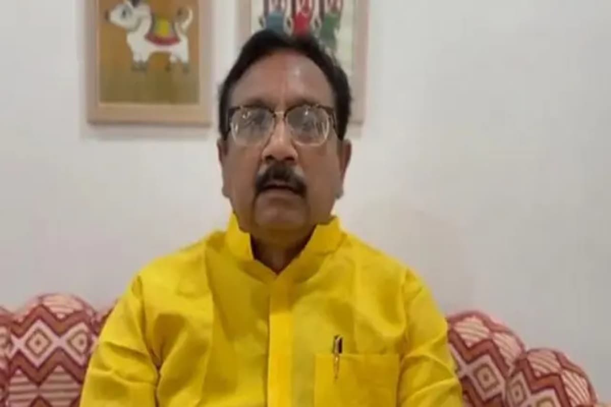 Minister Vijay Shah News: मध्यप्रदेश के इस मंत्री पर चलेगा मुकदमा? सुप्रीम कोर्ट ने सरकार को दिए ये निर्देश, कर्नल सोफिया कुरैशी पर की थी ऐसी टिप्पणी