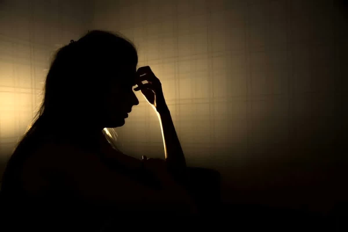 Gwalior Rape News: दो सगी बहनों के साथ दुष्कर्म, मौसेरे भाई ने दोस्त के साथ मिलकर बनाया हवस का शिकार, और फिर…
