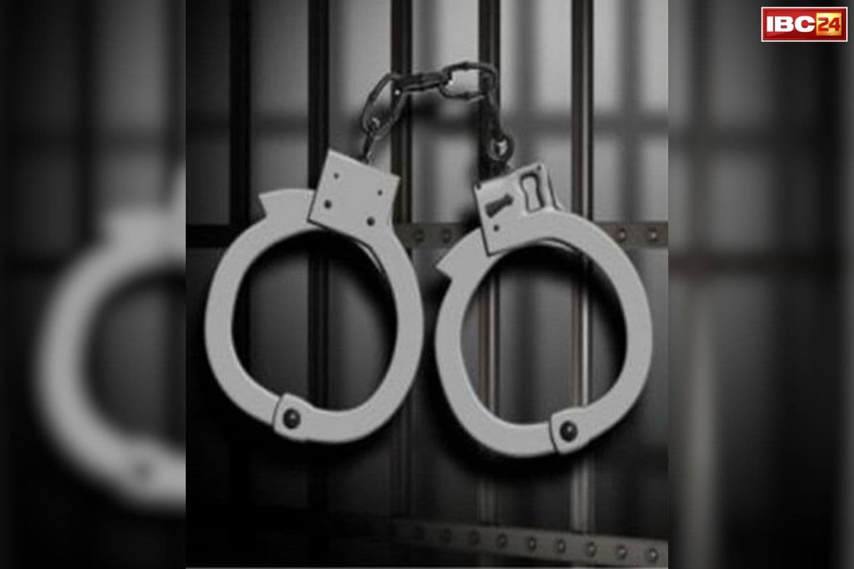 Khargone Fraud Case: दो लोगों ने भेष बदलकर महिला को लिया झांसे में, फिर कर दिया बड़ा कांड, अब पुलिस के हत्थे चढ़े आरोपी