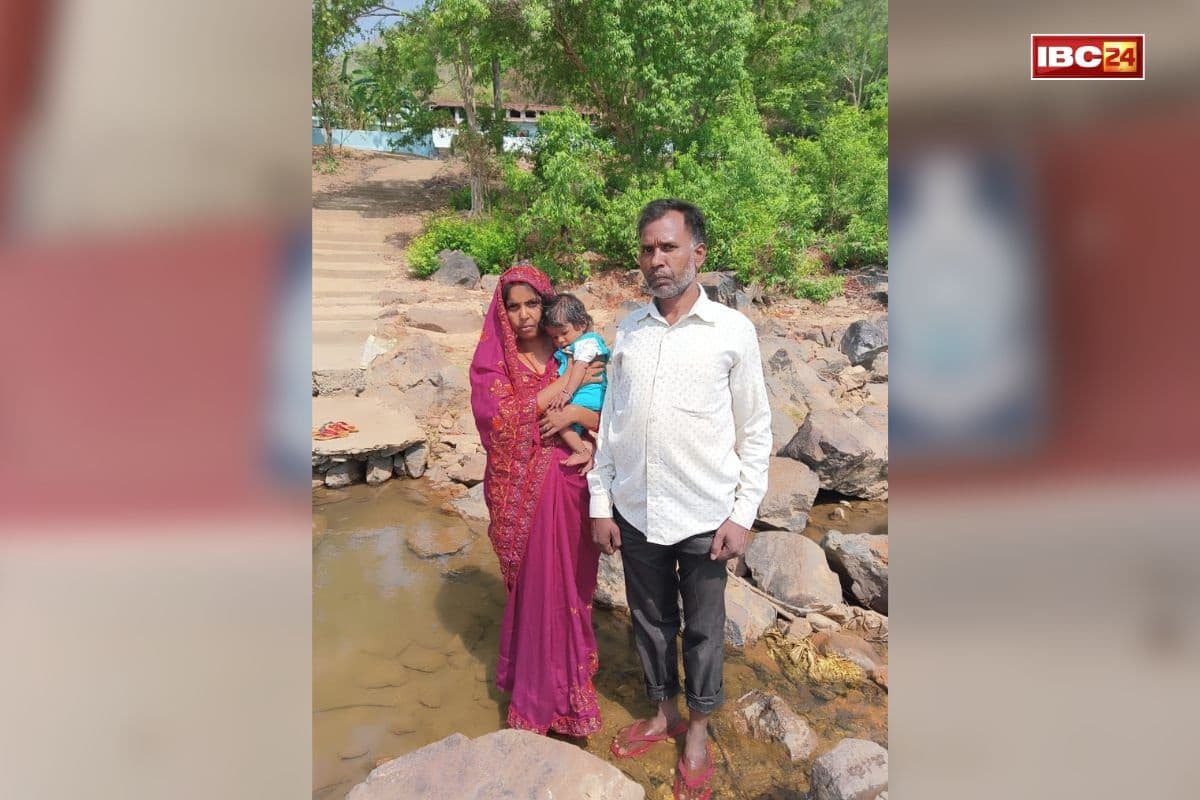 Surajpur Crime News: शख्स ने पत्नी और साली के साथ कर दिया कांड, एक की हुई मौत, दूसरी पहुंची अस्पताल, जानकर पुलिस ने भी पकड़ लिया माथा