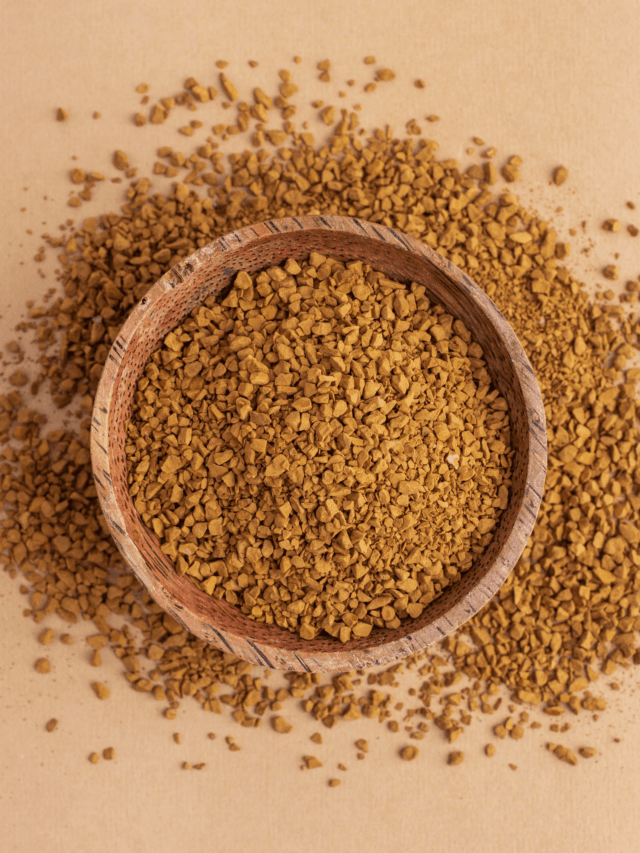Methi Ke Dane Khane Ke Fayde: बाल झड़ने और त्वचा की समस्या का रामबाण इलाज! मेथी के दानों के फायदे पढ़कर आप रह जाएंगे हैरान